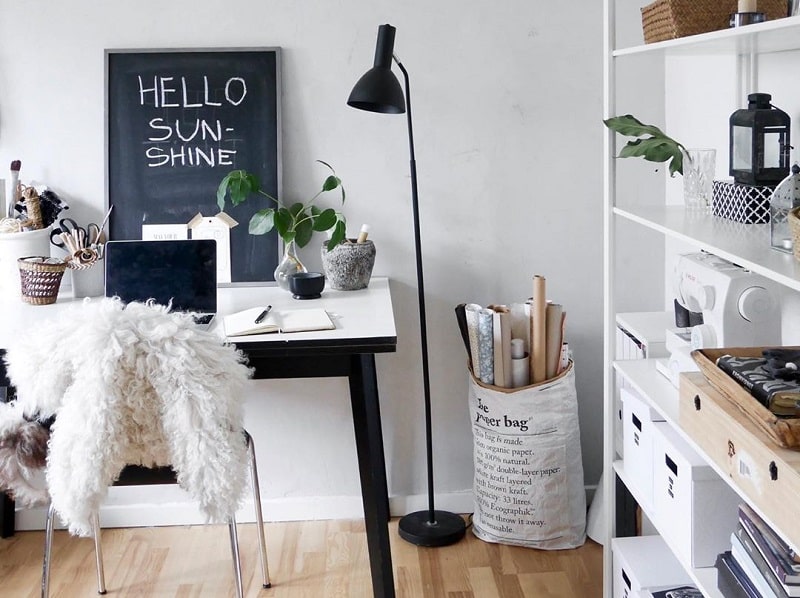 Attention-Grabbing Decor Ideas For Home Office