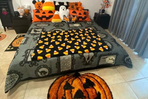 4 Ways To Decorate Your Home For Halloween